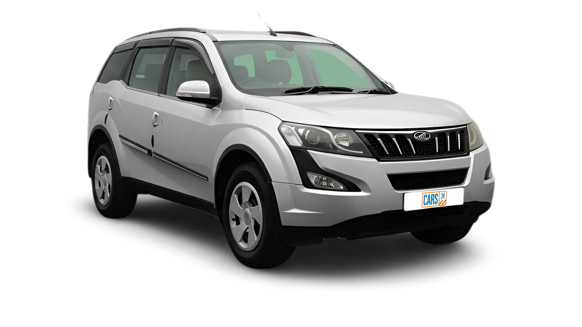 Mahindra XUV500-img